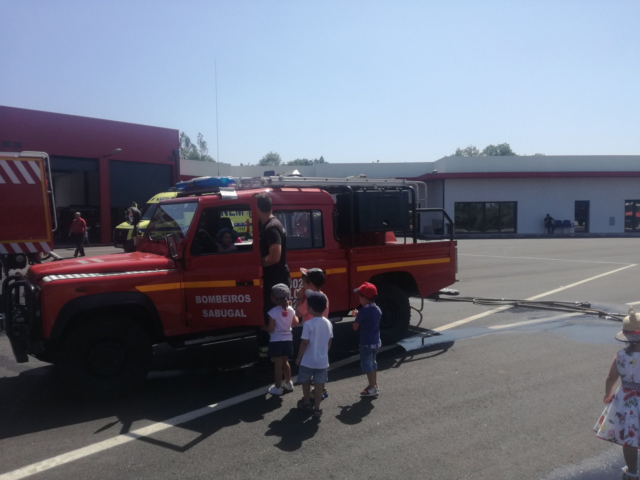 Crianças visitam o CB (Dia da criança 2019)
